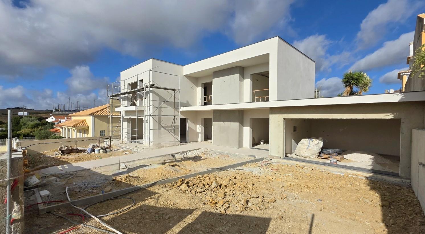 MORADIA T4 NOVA - MAFRA