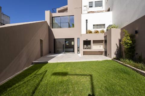 Moradia T3, nova, no centro de Mafra.