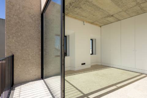 Moradia T3, nova, no centro de Mafra.