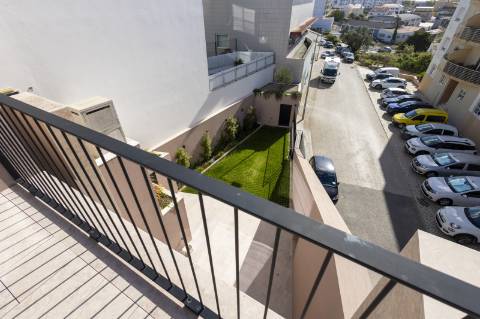 Moradia T3, nova, no centro de Mafra.