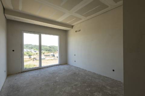 Moradia T4 nova de Design moderno, em Mafra.