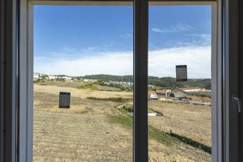 Moradia T4 nova de Design moderno, em Mafra.