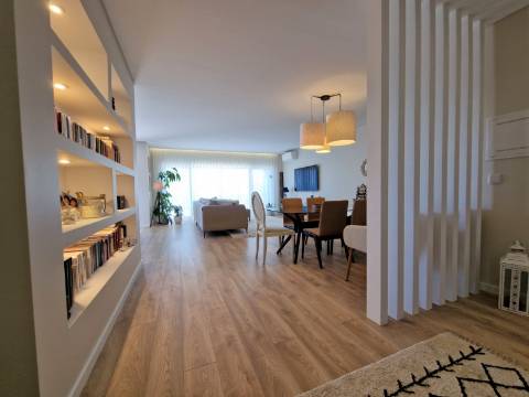 Apartamento T3 com terraço com 144,88 m2 e barbecue coberto - Ericeira