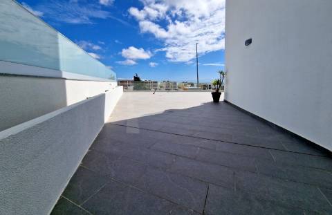 Apartamento T3 com terraço com 144,88 m2 e barbecue coberto - Ericeira