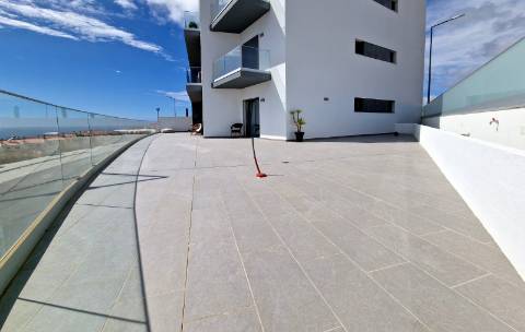 Apartamento T3 com terraço com 144,88 m2 e barbecue coberto - Ericeira