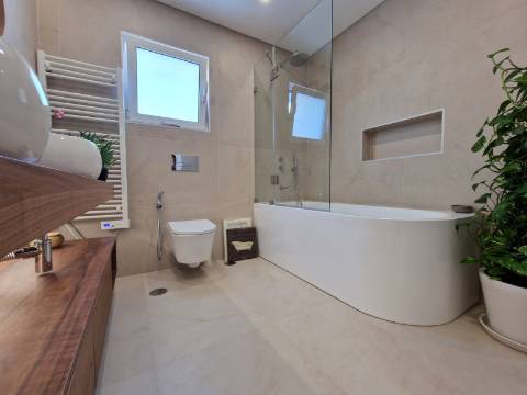 Apartamento T3 com terraço com 144,88 m2 e barbecue coberto - Ericeira