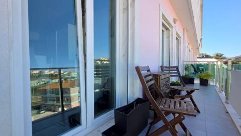 Apartamento T3 Duplex, com duas salas, usado na Malveira