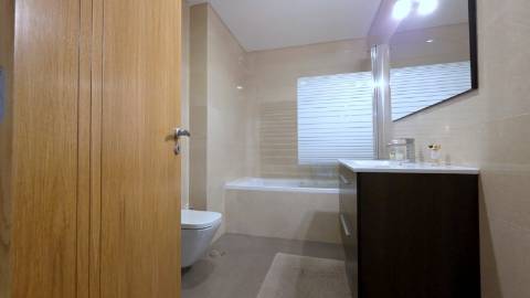 Apartamento T3 Duplex, com duas salas, usado na Malveira