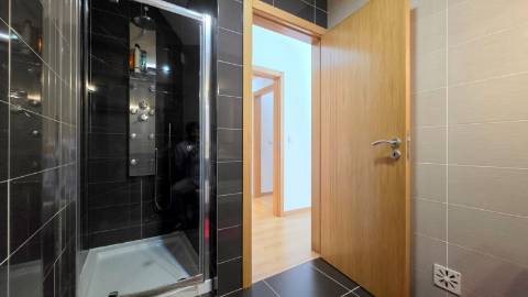 Apartamento T3 Duplex, com duas salas, usado na Malveira