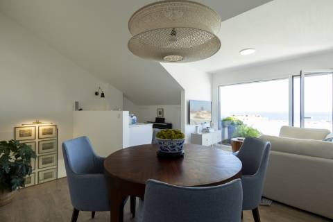 Apartamento T4 duplex, com vista de Mar, Ericeira