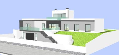Moradia isolada T4+1 de arquitetura contemporânea na Ventosa - Torres Vedras.