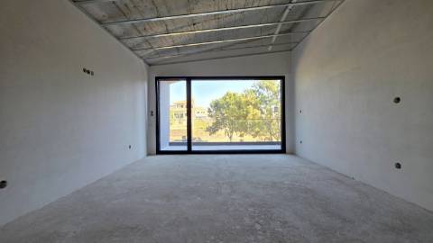 Moradia T3+1 Ericeira com piscina e jardim