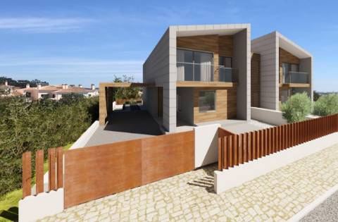 Moradia T3+1 Ericeira com piscina e jardim