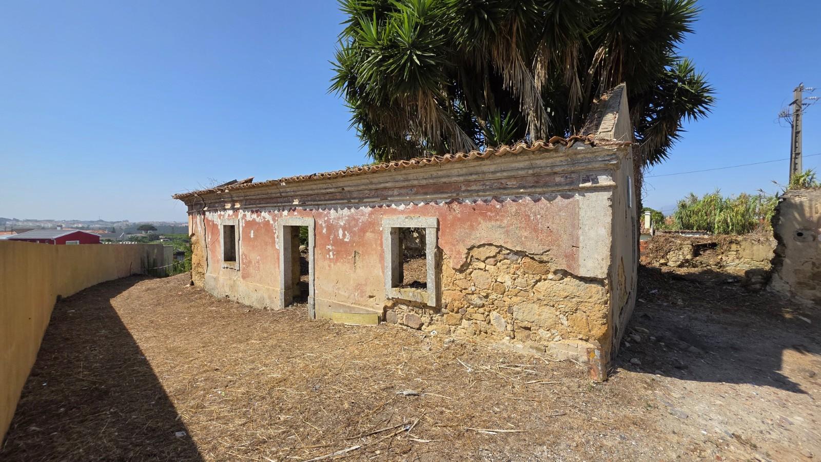 Ruina com 214m2 - Sobreiro - Mafra