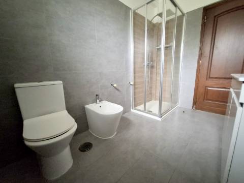 Moradia T4 usada no Ramalhal