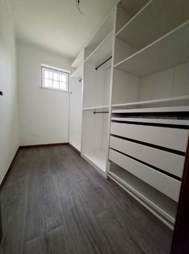 Moradia T4 usada no Ramalhal