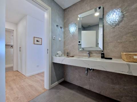 Apartamento T4 duplex, com vista de Mar, Ericeira