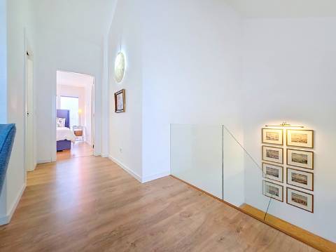 Apartamento T4 duplex, com vista de Mar, Ericeira