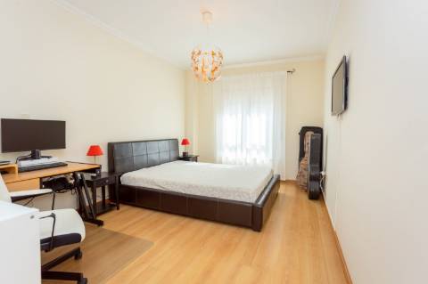 Apartamento T2 Usado em Vialonga