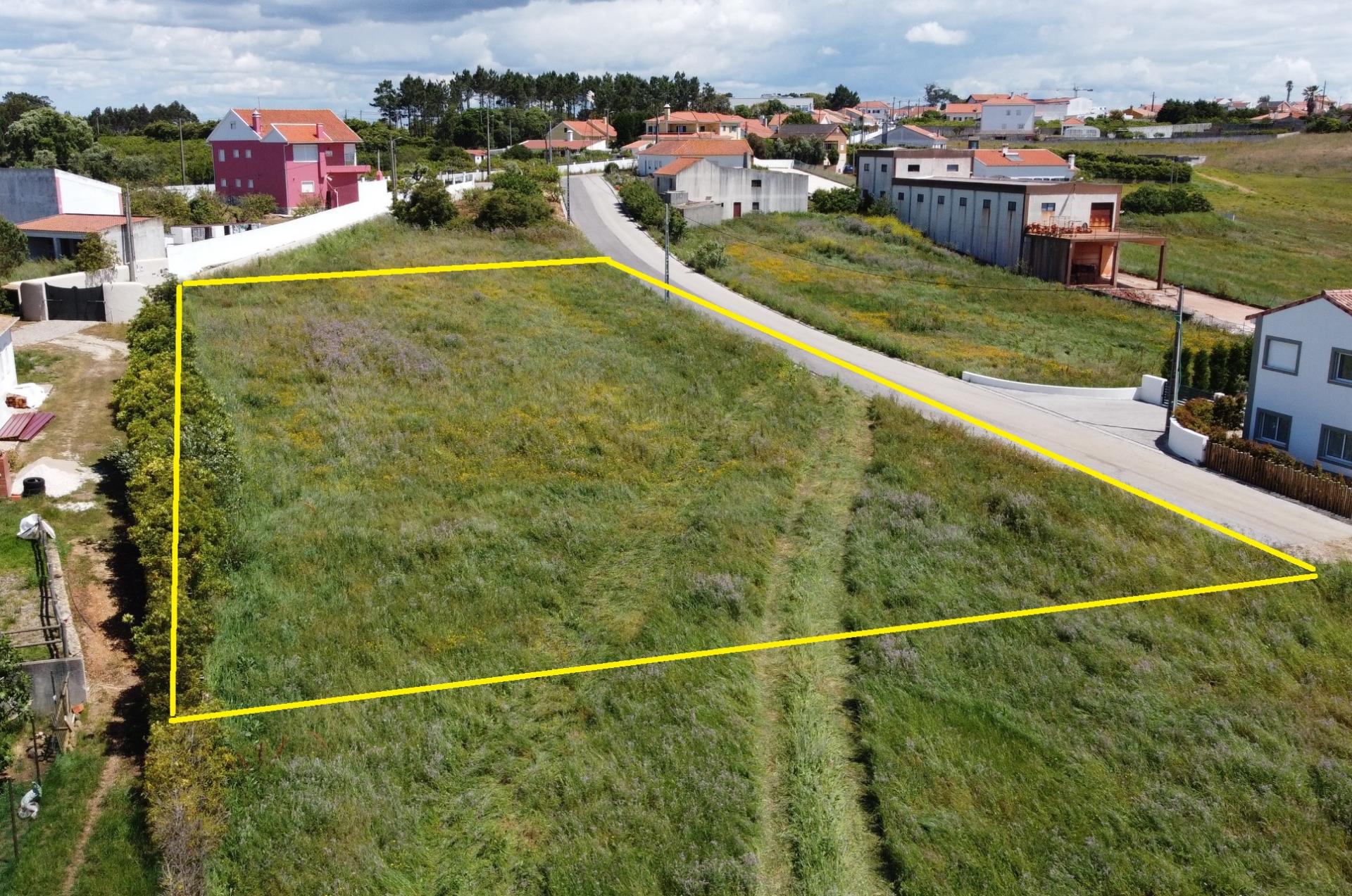 Terreno rústico inserido em espaços urbanos