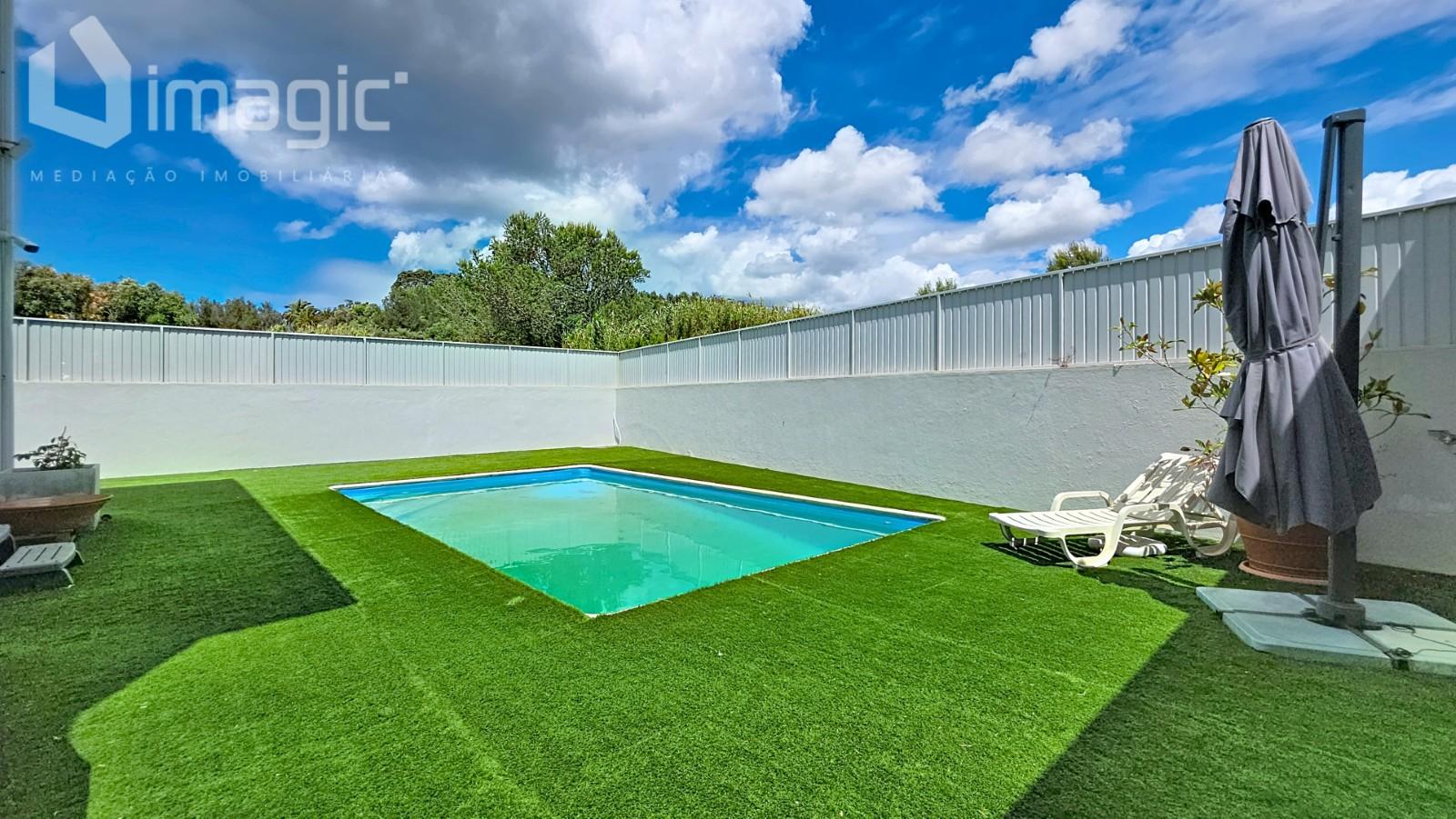 MORADIA T5 com piscina em SANTO ISIDORO, MAFRA
