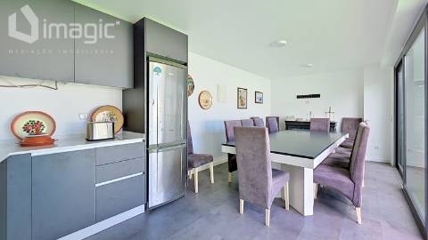 MORADIA T5 com piscina em SANTO ISIDORO, MAFRA