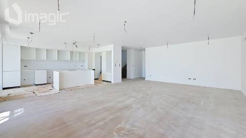 Moradia T4 nova de Design moderno, em Mafra.