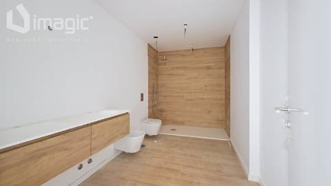Moradia T4 nova de Design moderno, em Mafra.