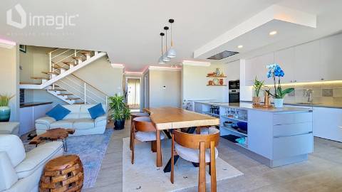 APARTAMENTO T4 DUPLEX - VISTA DE MAR, ERICEIRA CENTRO