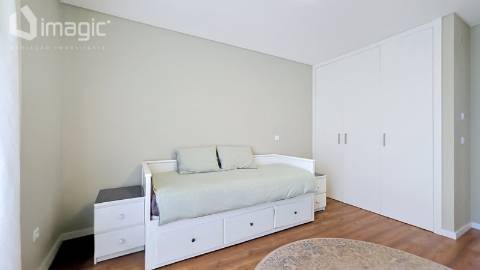 APARTAMENTO T4 DUPLEX - VISTA DE MAR, ERICEIRA CENTRO