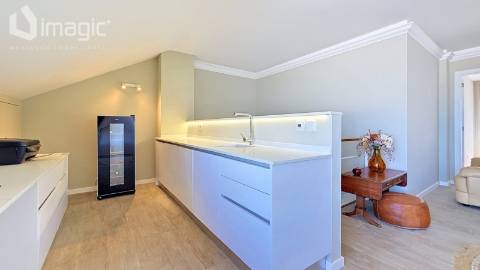 APARTAMENTO T4 DUPLEX - VISTA DE MAR, ERICEIRA CENTRO