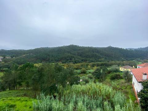 Moradia T3, em Almalaguês