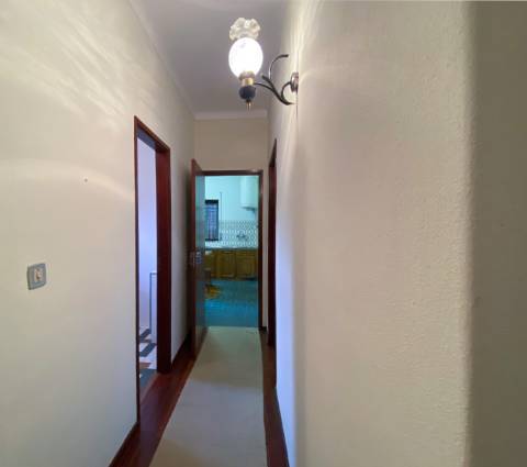 Moradia T3, em Almalaguês