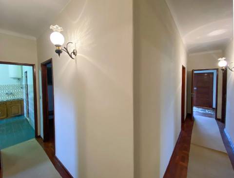 Moradia T3, em Almalaguês