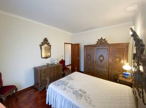 Moradia T3, em Almalaguês