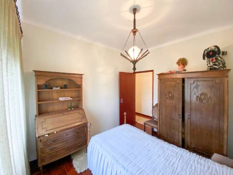 Moradia T3, em Almalaguês