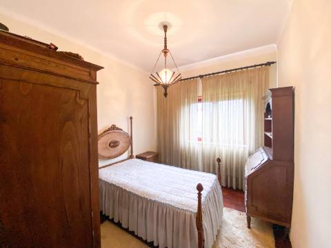 Moradia T3, em Almalaguês