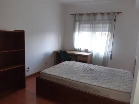 Oportunidade de Investimento em S. Martinho do Bispo, Coimbra