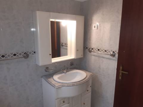 Oportunidade de Investimento em S. Martinho do Bispo, Coimbra