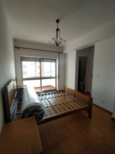 Arrenda-se Apartamento T3 mobilado junto à Solum, Coimbra
