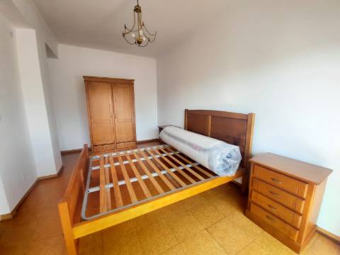 Arrenda-se Apartamento T3 mobilado junto à Solum, Coimbra