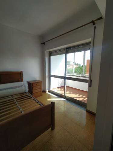 Arrenda-se Apartamento T3 mobilado junto à Solum, Coimbra