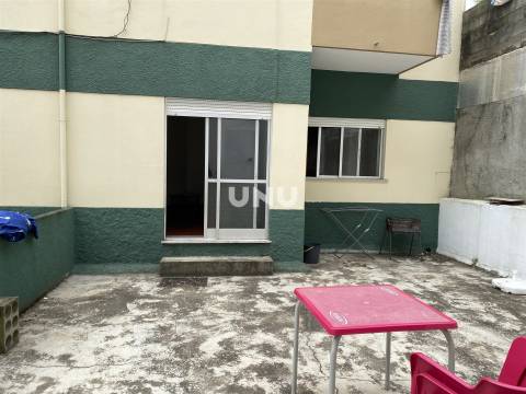 ARRENDA-SE Apartamento T1 em Celas