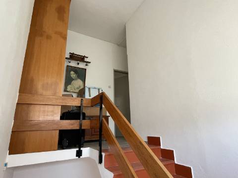 Encantadora Moradia Típica Portuguesa de 4 Quartos com Vista Panorâmica para o Centro Histórico de Lagos