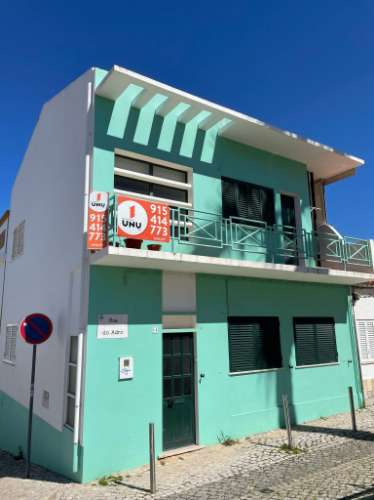 Encantadora Moradia Típica Portuguesa de 4 Quartos com Vista Panorâmica para o Centro Histórico de Lagos