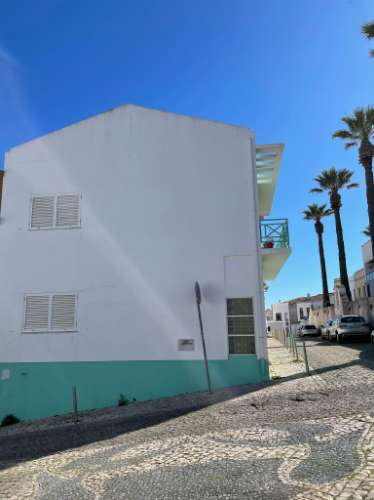 Encantadora Moradia Típica Portuguesa de 4 Quartos com Vista Panorâmica para o Centro Histórico de Lagos