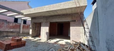 Moradia em construção T3 Paio Pires