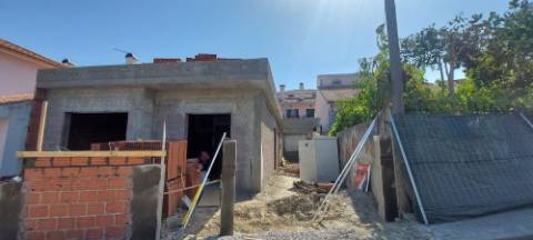 Moradia em construção T3 Paio Pires
