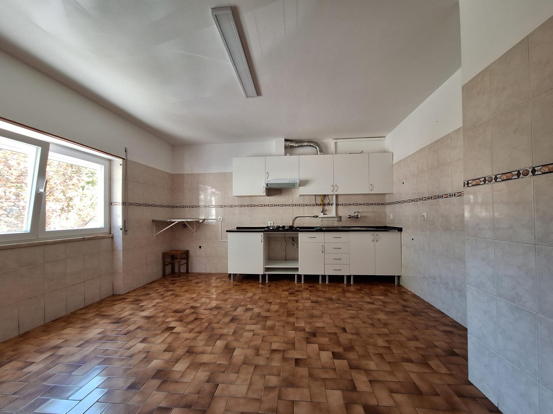 Apartamento T1, Torre da Marinha