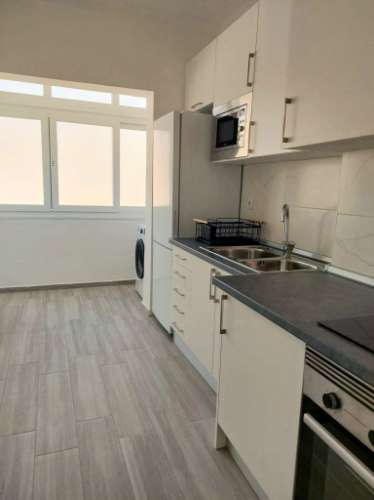 Apartamento T4 Laranjeiro